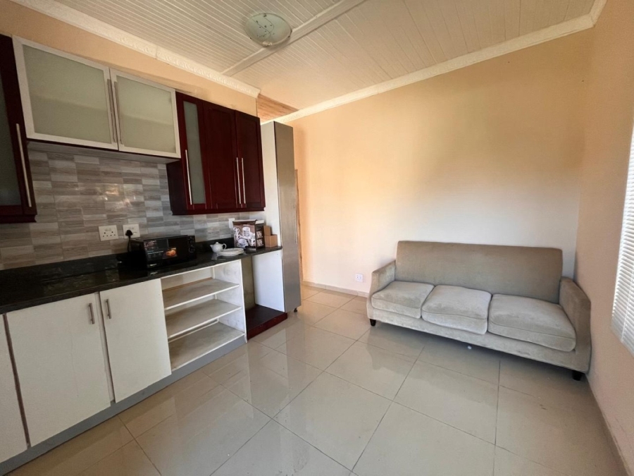 4 Bedroom Property for Sale in Palmiet Western Cape